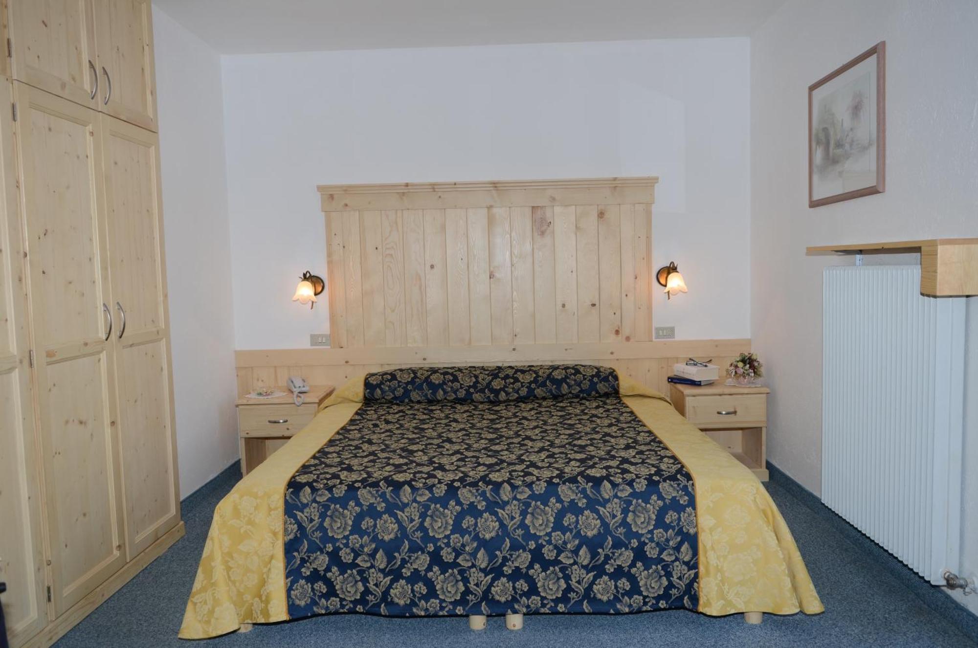 Hotel Corona Carano  Ngoại thất bức ảnh